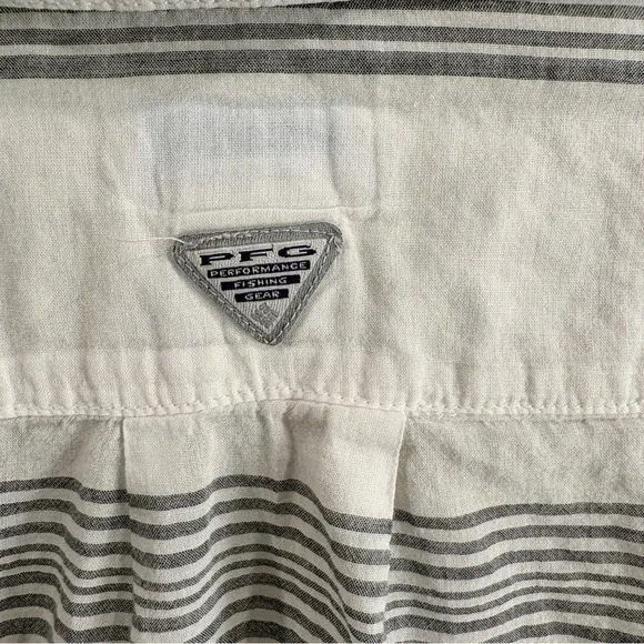 Columbia Striped Button Down Summer Casual Coastal Shirt Size S - Picture 7 of 7